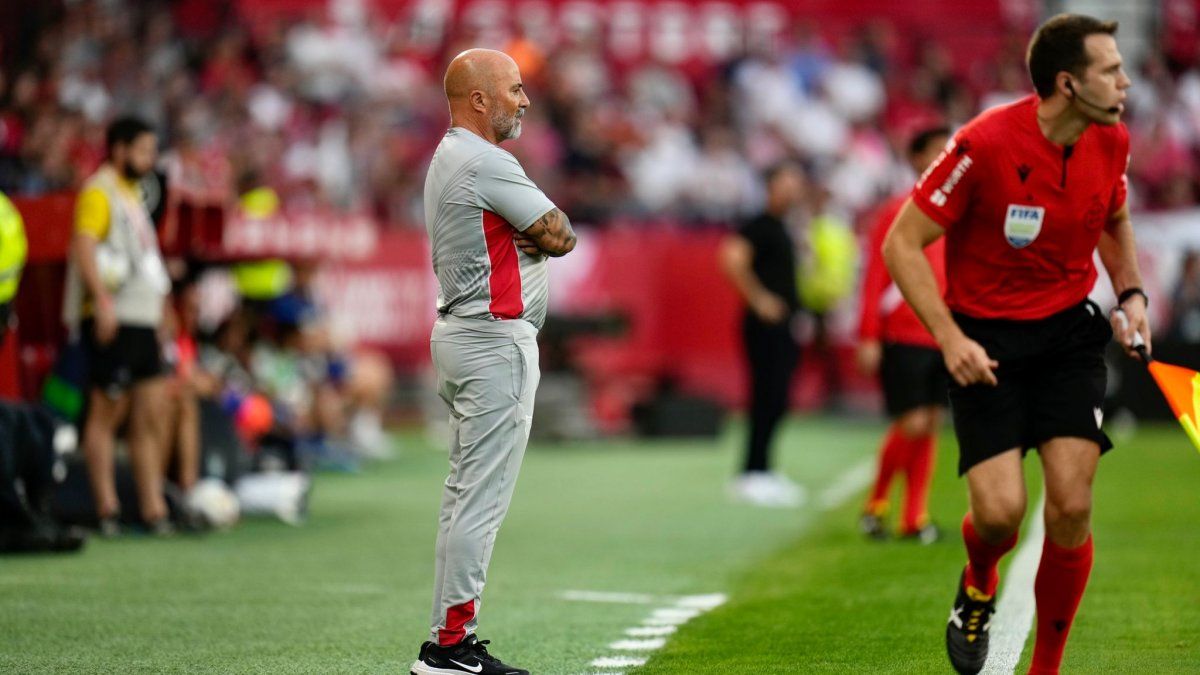 Jorge Sampaoli was fired by Sevilla of Spain