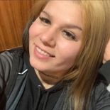 Juana Antonich, madre de dos niñas, salió para una falsa entrevista laboral y fue hallada sin vida. Su familia reclama justicia y critica la demora policial.