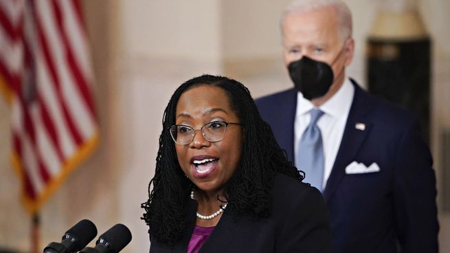 Ketanji Brown Jackson, la postulada por el presidente Joe Biden para la Corte Suprema de Estados Unidos.