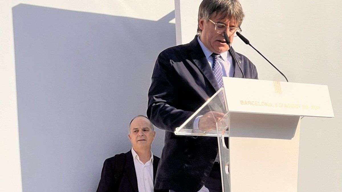 Commotion in Spain over the reappearance of Carles Puigdemont after 7 years of exile