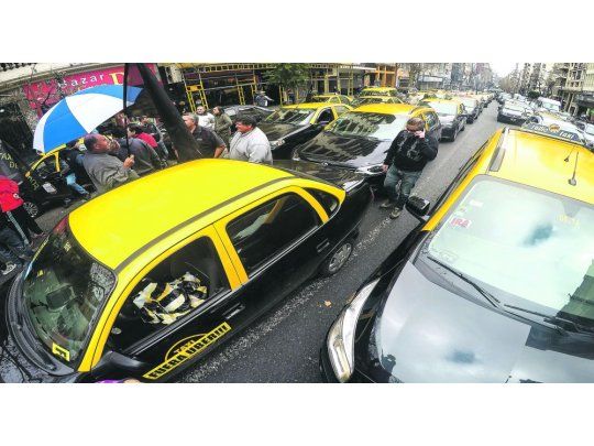 Corrientes y ayacucho. Allí comenzó la manifestación que generó importantes inconvenientes en el tránsito.