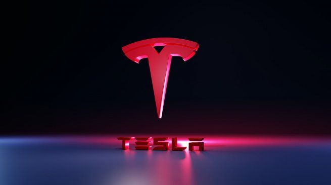 Acciones de Tesla se hunden tras proyectar un menor crecimiento en 2024.