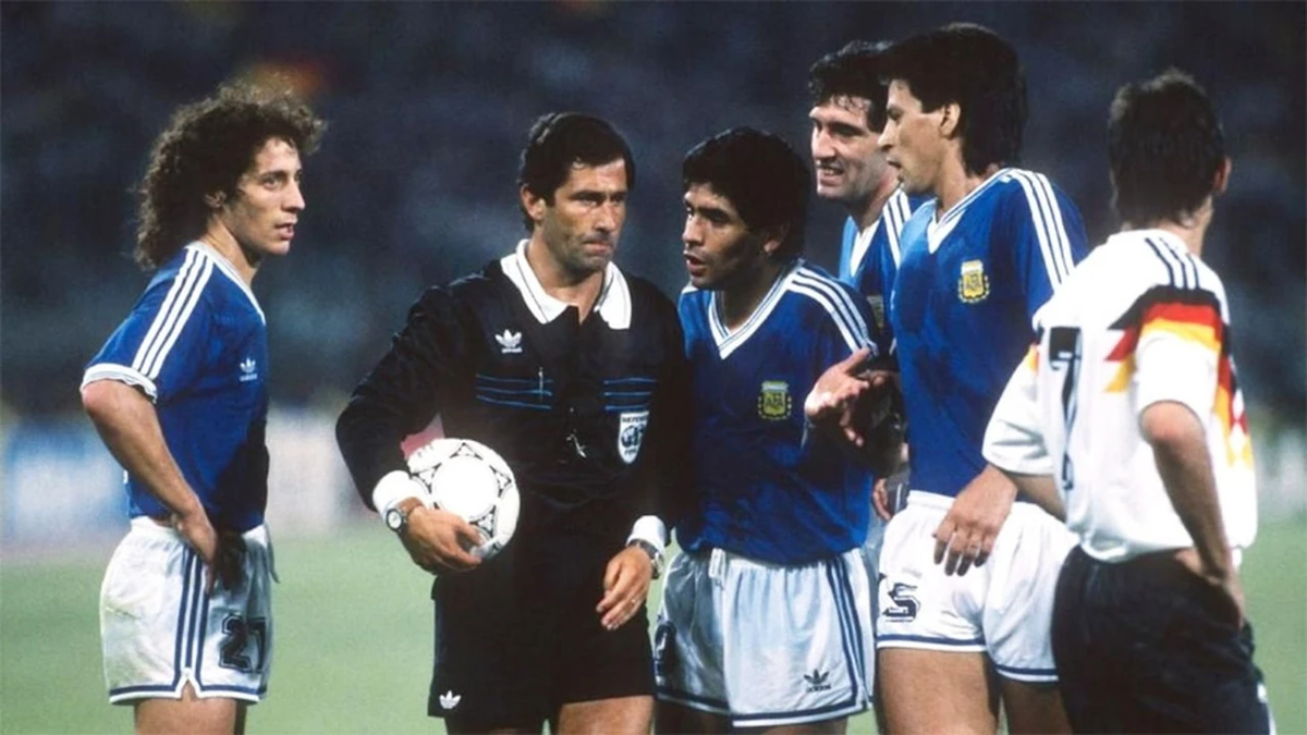 35 years after the Final of Italy 90: the play that could have changed everything for the Argentine National Team