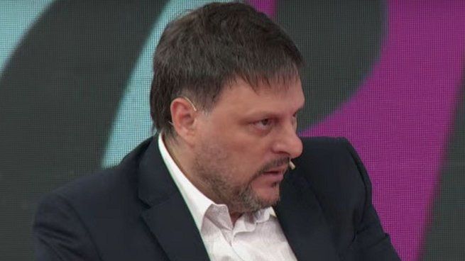 Leandro Santoro cargó contra la administración local y nacional. 