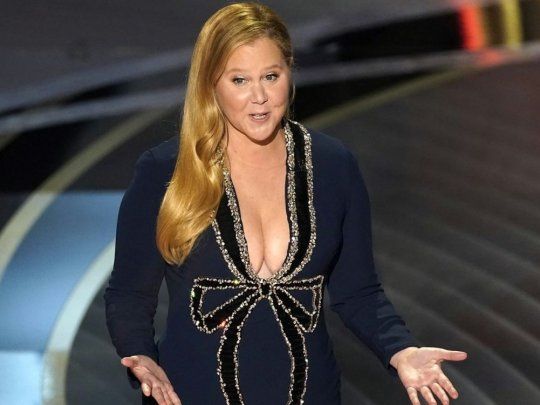 Amy Schumer Oscars.jpg
