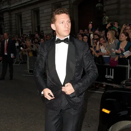 El empresario tuvo orígenes humildes y ambiciosos antes de poseer la fortuna con la que hoy cuenta. El empresario tuvo orígenes humildes y ambiciosos antes de poseer la fortuna con la que hoy cuenta.