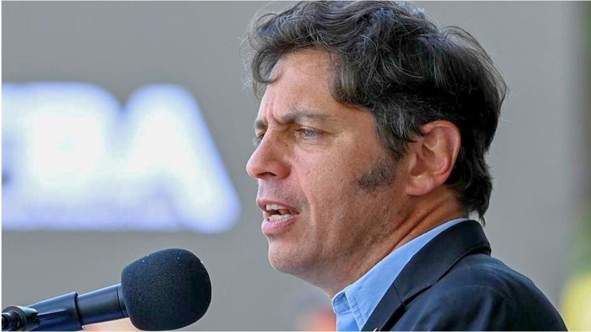 Axel Kicillof llamó a construir una alternativa para 2027, respaldó a Cristina Kirchner y lanzó duras críticas contra Javier Milei