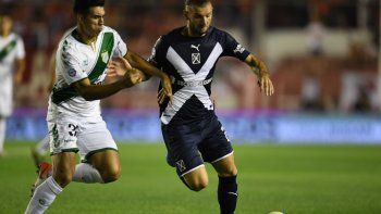 independiente volvio a fallar y banfield cerro el ano con una sonrisa