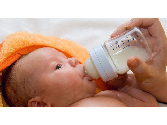 Obras sociales y prepagas deberán cubrir leches medicamentosas