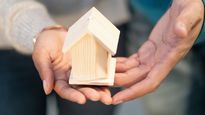 Donar una propiedad en vida permite ordenar el patrimonio familiar, reducir costos y evitar conflictos futuros, con reglas claras que varían según la jurisdicción