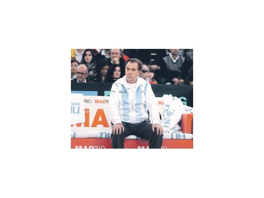 Pese a que su idea es seguir, el futuro de «Tito» Vázquez depende de la voluntad de la AAT.