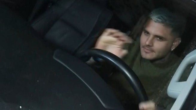 After the scandal, Mauro Icardi was able to take his daughters