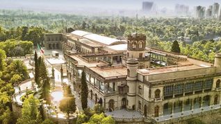 En el Castillo de Chapultepec se acuerda la creación de la Liga de Naciones Americanas en 1945. En el Castillo de Chapultepec se acuerda la creación de la Liga de Naciones Americanas en 1945.