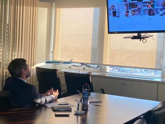 Mat&iacute;as Lammens particip&oacute; por videollamada en la reuni&oacute;n de la comisi&oacute;n de Turismo de la C&aacute;mara de Diputados.