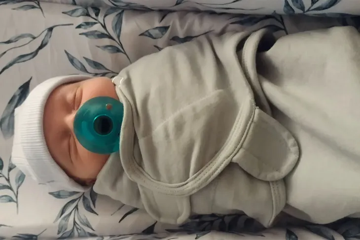 He was born in 2025, but his embryo had been frozen for 30 years: the viral case that reopened the debate on science, ethics and assisted reproduction.  