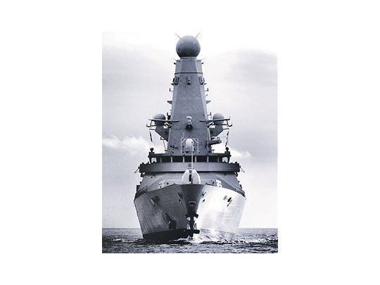 El destructor HMS Dauntless es uno de los más modernos de la flota británica y con mayor capacidad de reacción. Se sumará en la zona a los patrullajes esporádicos de un submarino nuclear.