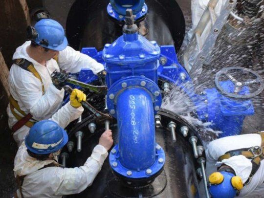 Una nueva empresa estatal inicia el proceso de privatización.