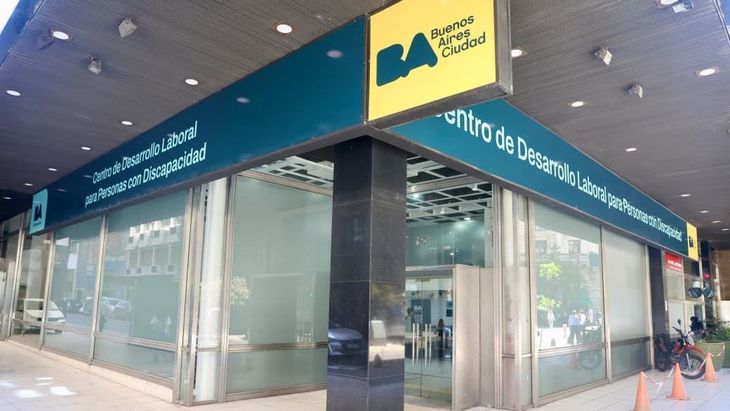 El programa apunta a promover la inclusión laboral de personas con discapacidad y fortalecer su formación profesional. El programa apunta a promover la inclusión laboral de personas con discapacidad y fortalecer su formación profesional.