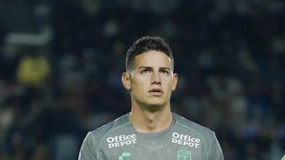 James Rodríguez está dispuesto a cobrar menos que en su paso por León y sus representantes lo ofrecieron al América.