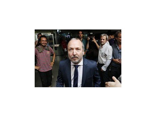 Martín Sabbatella, tras el anuncio de la intervención.