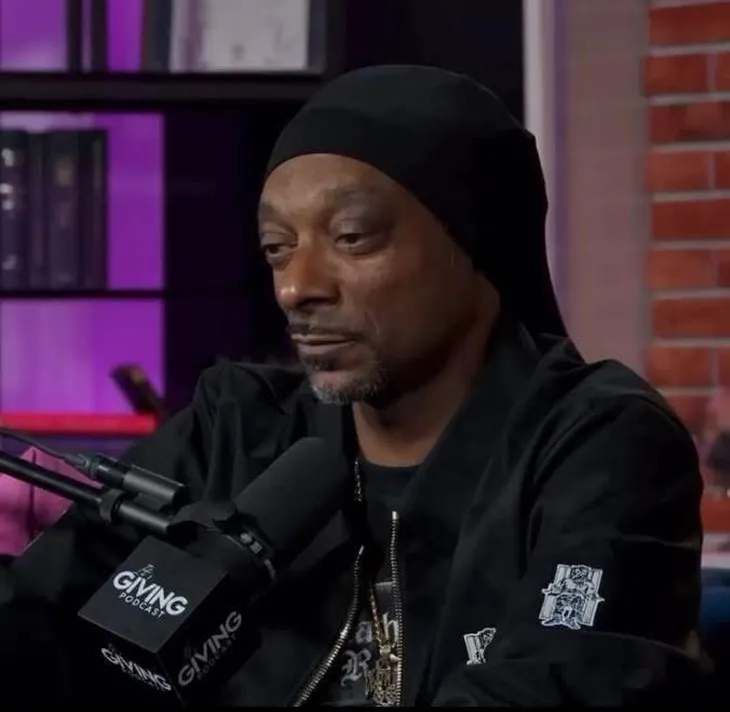 Snoop Dogg's statements about a Lightyear scene became viral and raised cross -raising and representation opinions.  