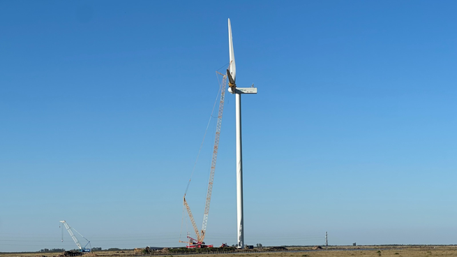 Los de YPF Luz son los aerogeneradores más grandes de América Latina, con tecnología de vanguardia y dimensiones sin precedentes.