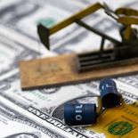 El dólar global se acerca a una caída más pronunciada mientras crece el optimismo en Medio Oriente. El dólar global se acerca a una caída más pronunciada mientras crece el optimismo en Medio Oriente.