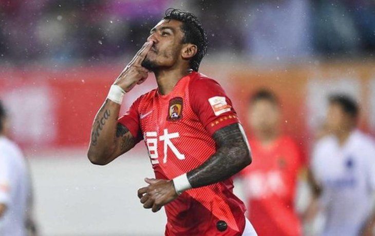 El brasile&ntilde;o Paulinho brill&oacute; en Tottenham y en Barcelona y tuvo dos&nbsp;etapas en el&nbsp;Guangzhou Evergrande, donde conquist&oacute; tres t&iacute;tulos, el &uacute;ltimo en noviembre pasado.