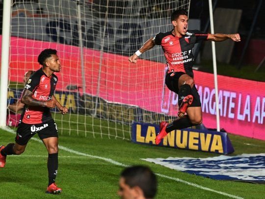 Colón ganó con lo justo en los penales y ahora irá por la final ante Independiente.
