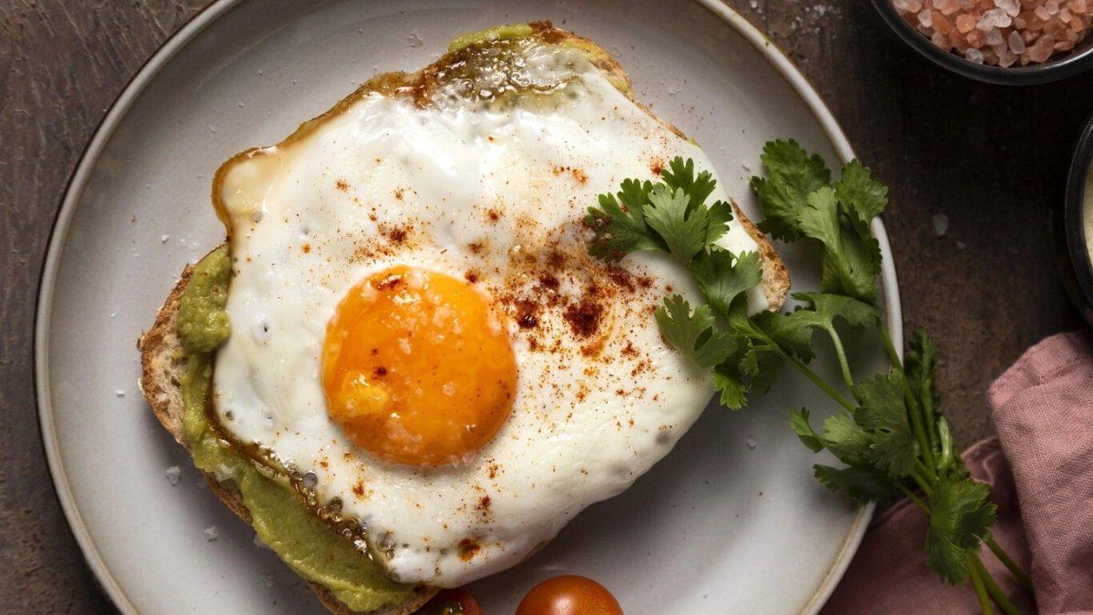 Neither fried nor raw! This is the healthiest way to eat eggs, according to an expert