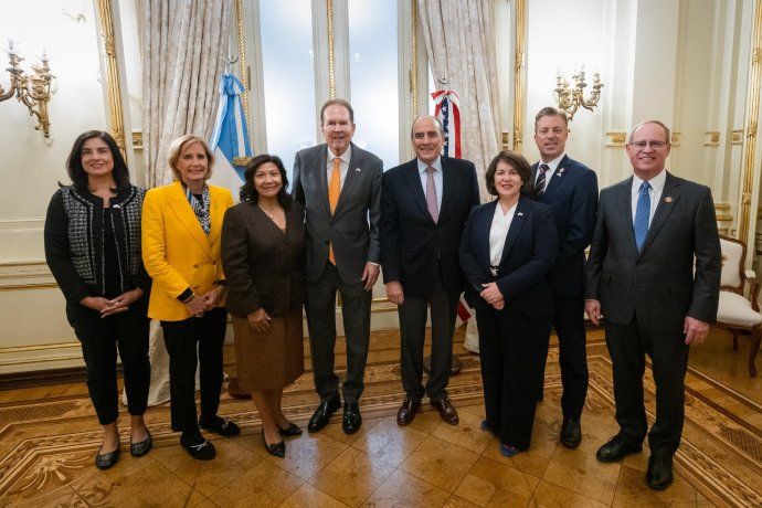 Guillermo Francos recibi&oacute; a congresistas de Estados Unidos.&nbsp;