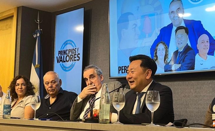 Alejandro Kim es el candidato del partido que lidera Guillermo Moreno. Alejandro Kim es el candidato del partido que lidera Guillermo Moreno.