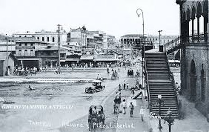 Zarpa del puerto de Tampico el primer cargamento de petróleo mexicano en 1911 propiedad de la Standard Oil Company of California. Zarpa del puerto de Tampico el primer cargamento de petróleo mexicano en 1911 propiedad de la Standard Oil Company of California.