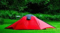 La linterna Air Light LED inflada y lista para usar, un invento que ya generó millones y se convirtió en aliada clave para campamentos y aventuras.