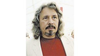 Para el controvertido Vladimir Sorokin, «Después de febrero de 1917, el inconsciente del imperio ruso engendró a los bolcheviques, que de una manera monstruosa reanimaron ese imperio».