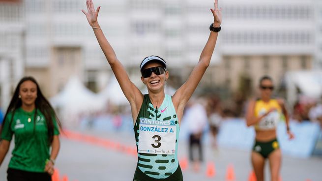 La mexicana Alegna González ganó el oro en el XXXIX Gran Premio Cantones, en La Coruña, España. Este es uno de los circuitos más prestigiosos y de categoría oro dentro del calendario mundial de World Athletics.