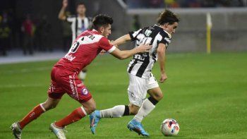 Argentinos Juniors se prendió en la cima&nbsp;