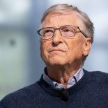 Bill Gates establece un plazo de cinco años para evitar el colapso global. Bill Gates establece un plazo de cinco años para evitar el colapso global.