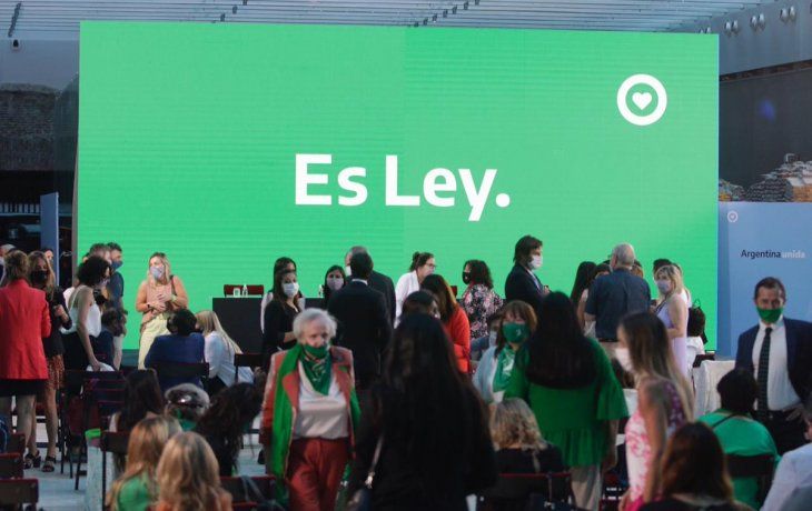 encuentros de reflexion con ministras a un ano de la ley de ive