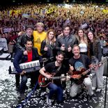 Javier Milei junto a La Banda Presidencial. Javier Milei junto a La Banda Presidencial.