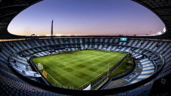 La interna en la barra de Racing se intensifica y complica los partidos del equipo.