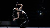 Lali suma un quinto show en Vélez.