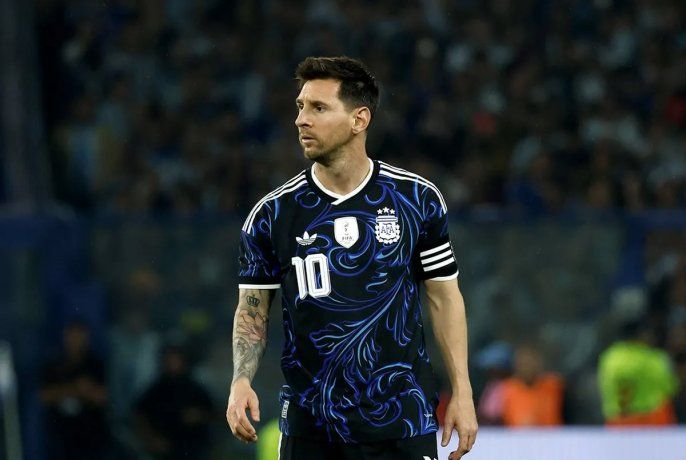 La situación de Messi sigue siendo una de las principales incógnitas para Scaloni. El capitán aún no confirmó su presencia y la decisión dependerá de su estado físico. La situación de Messi sigue siendo una de las principales incógnitas para Scaloni. El capitán aún no confirmó su presencia y la decisión dependerá de su estado físico. 
