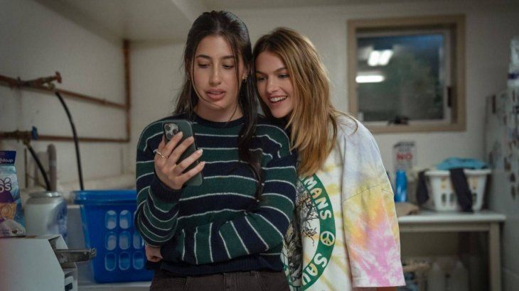 Ideal para ver el fin de semana de reírse a carcajadas. En Netflix. Ideal para ver el fin de semana de reírse a carcajadas. En Netflix.