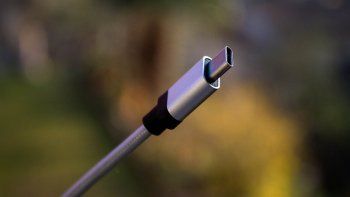 La UE impondrá un cargador único para celulares, tablets y otros dispositivos