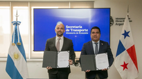 El secretario de Transporte de la Nación, Franco Mogetta, y Carlos von Seidlitz Wright, Director de Transporte Aéreo de Panamá, presentaron el convenio firmado en Buenos Aires.