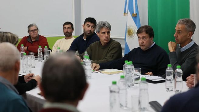 Alberto Weretilneck recibió a entidades rurales de Río Negro.