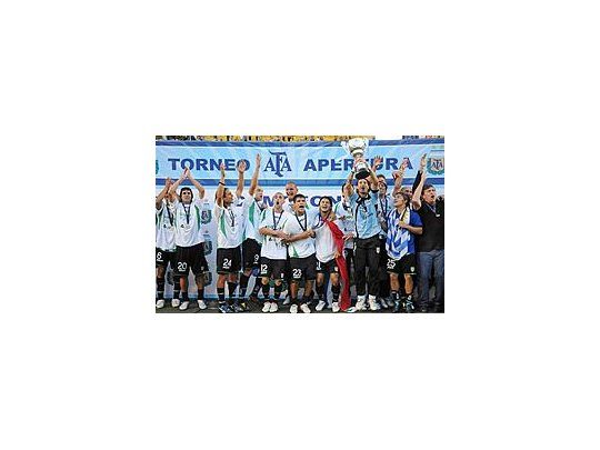 El último campeón, Banfield, intentará rivalidar su título en el Clausura 2010.