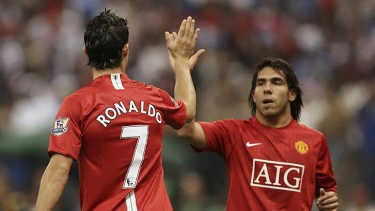 Tevez and Cristiano Ronaldo shared team at Manchester United, where they won several titles. Tevez and Cristiano Ronaldo shared team at Manchester United, where they won several titles.