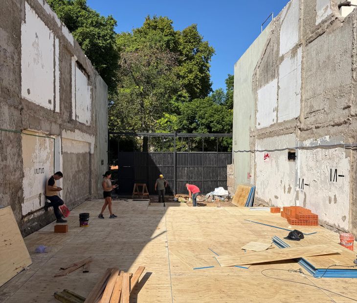 TINTA, en Villa Ortúzar, sobre Heredia entre Charlone y Giribone da sus primeros pasos de obra TINTA, en Villa Ortúzar, sobre Heredia entre Charlone y Giribone da sus primeros pasos de obra